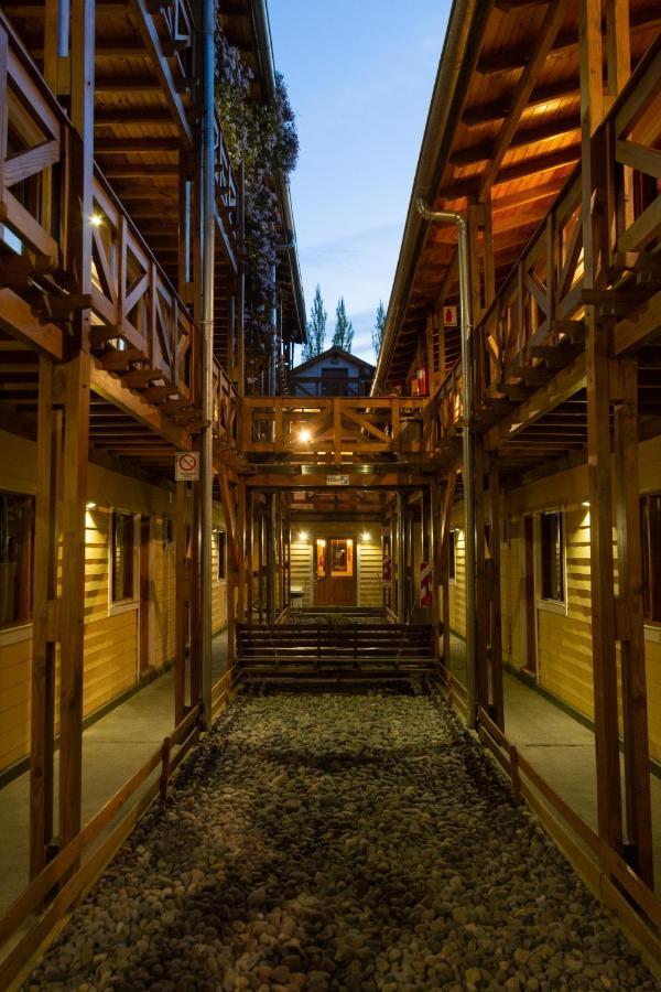 Del Glaciar Libertador Hotel El Calafate Exterior foto